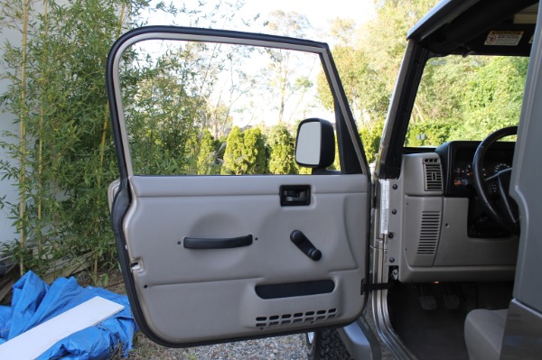 Used-2005-Jeep-Wrangler-Sport