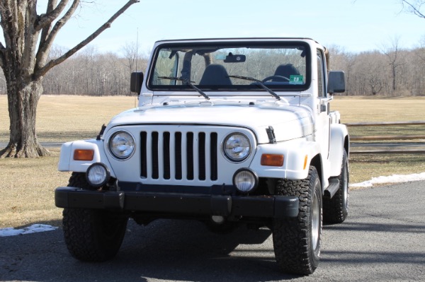 Used-1999-Jeep-Wrangler-Sahara