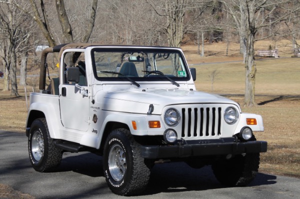 Used-1999-Jeep-Wrangler-Sahara