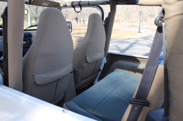 Used-1999-Jeep-Wrangler-Sahara