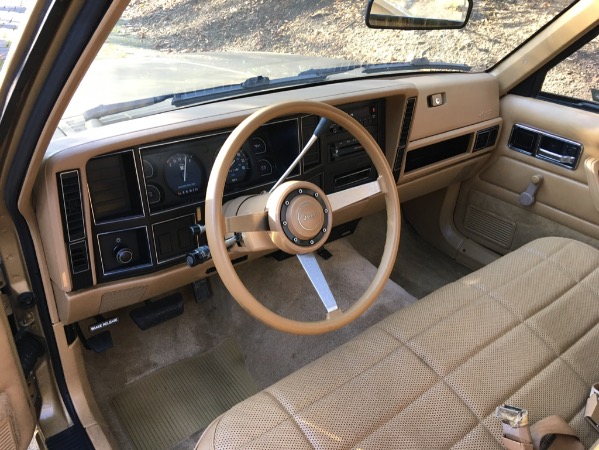 Used-1987-Jeep-Comanche-Pioneer