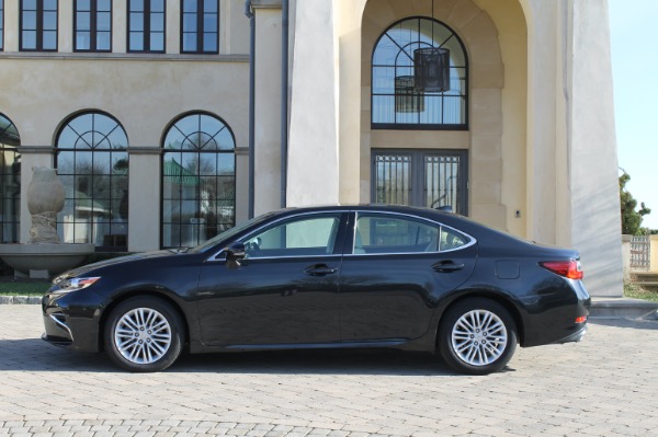 Used-2017-Lexus-ES-350