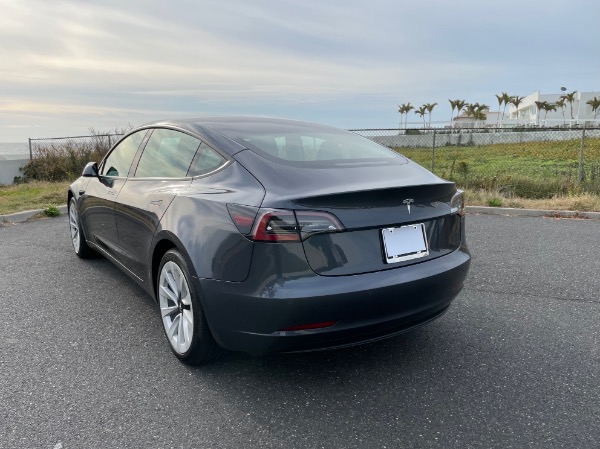 Used-2021-Tesla-Model-3-Standard-Range-Plus