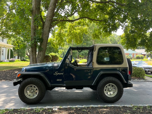 Used-2000-Jeep-Wrangler-Sport-4x4