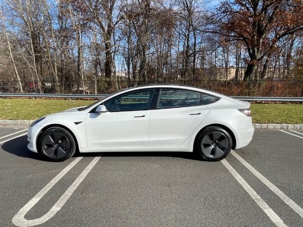 Used-2021-Tesla-Model-3-Standard-Range-Plus