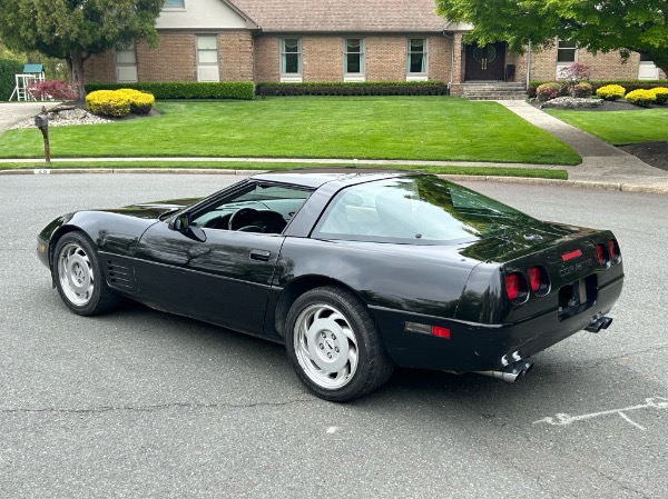 Used-1991-Chevrolet-Corvette-C4