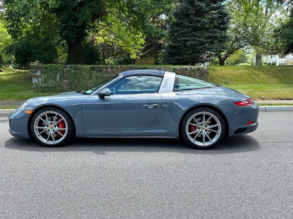 Used-2018-Porsche-911-Targa-4S-9912