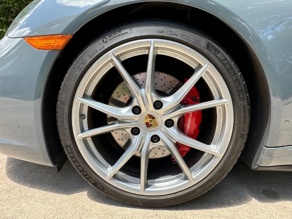 Used-2018-Porsche-911-Targa-4S-9912