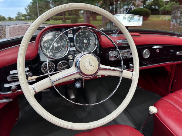 Used-1962-Mercedes-Benz-190SL-Roadster