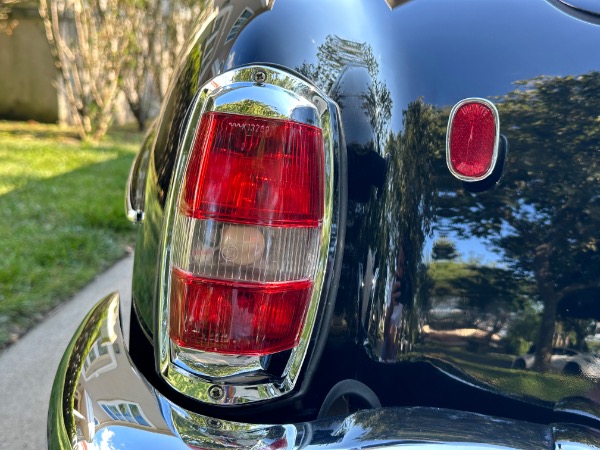 Used-1962-Mercedes-Benz-190SL-Roadster